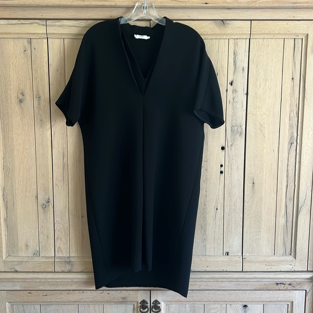 Vince short sleeve dress.  Black.  Size xs.